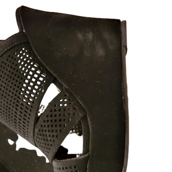 2/$18 Top Moda Black Suede Slingback Wedge Open Toe Heel 6.5 Buckle Open Back - Picture 8 of 8